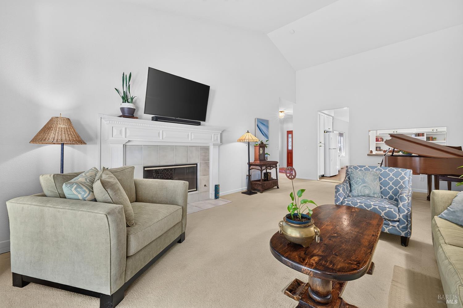 153 White Oak Drive Santa Rosa CA 95409