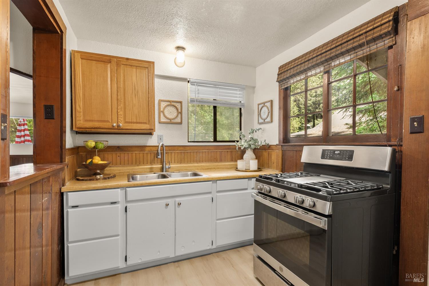 14760 Rio Nido Road Guerneville CA 95446