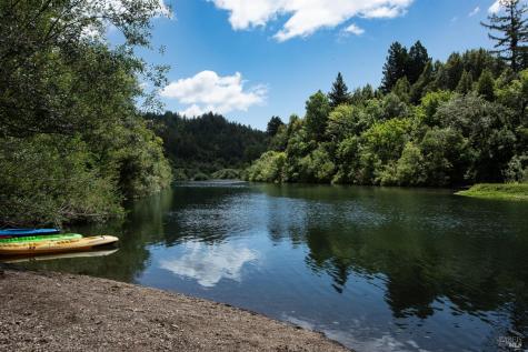14760 Rio Nido Road Guerneville CA 95446