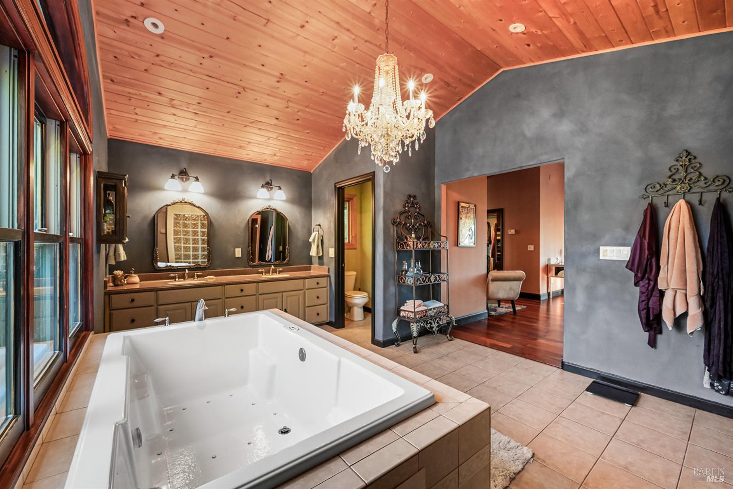 18921 Timber Point Road Hidden Valley Lake CA 95467
