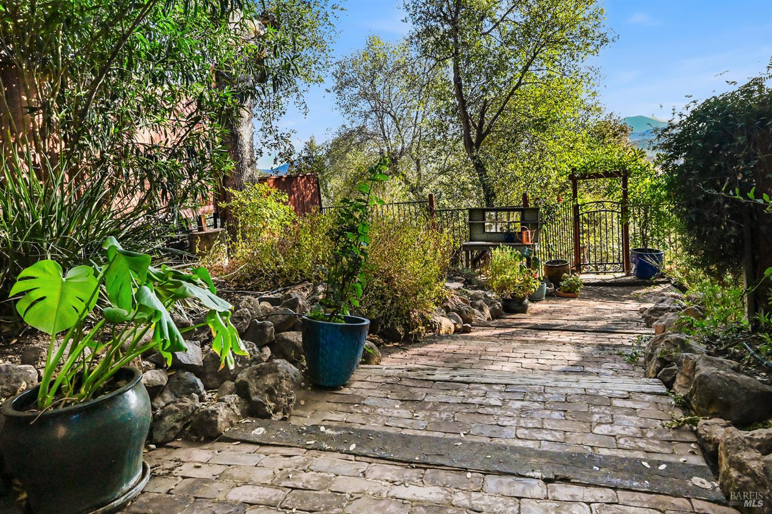 18921 Timber Point Road Hidden Valley Lake CA 95467