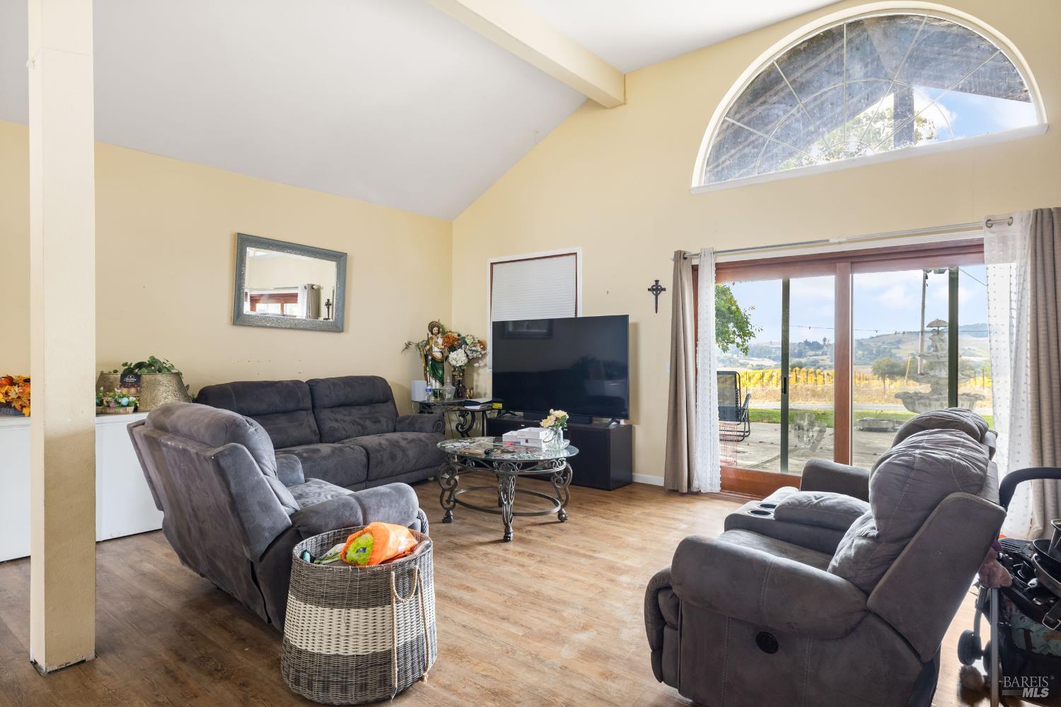 100 Mary Paige Lane Santa Rosa CA 95404