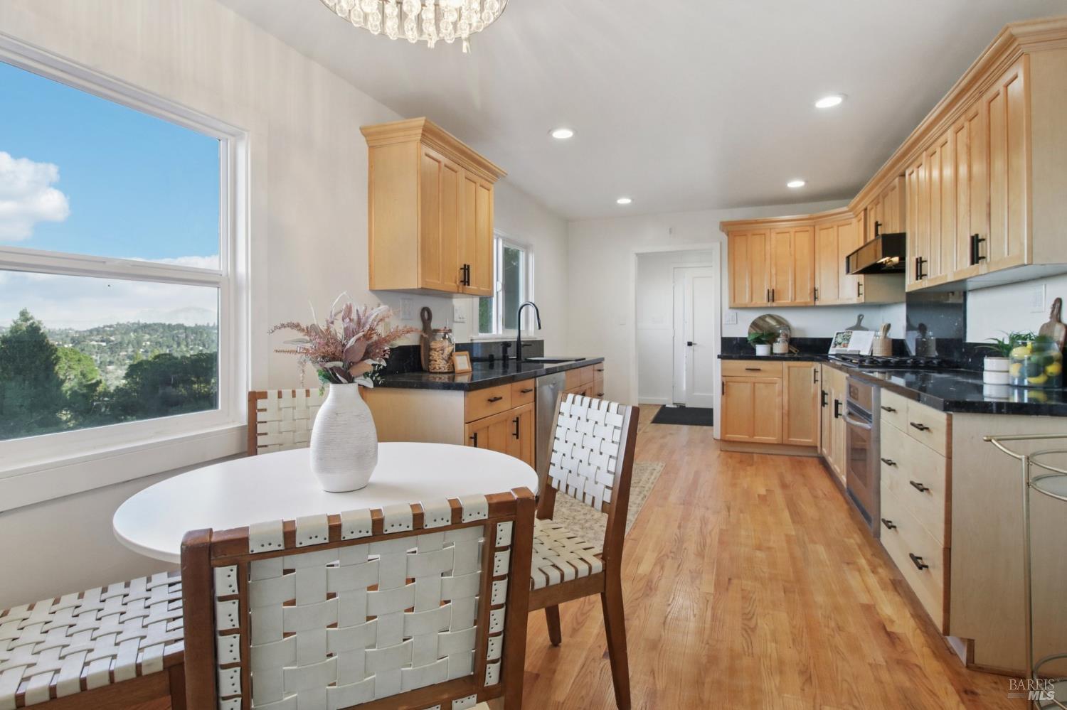 85 La Encinal Orinda CA 94563