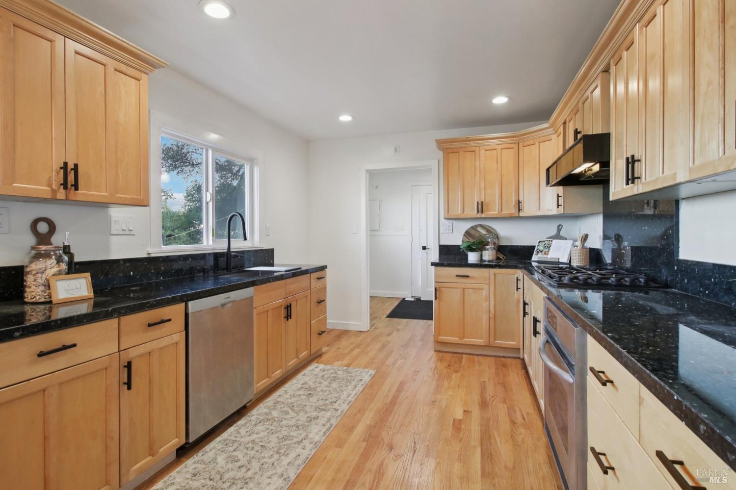 85 La Encinal Orinda CA 94563