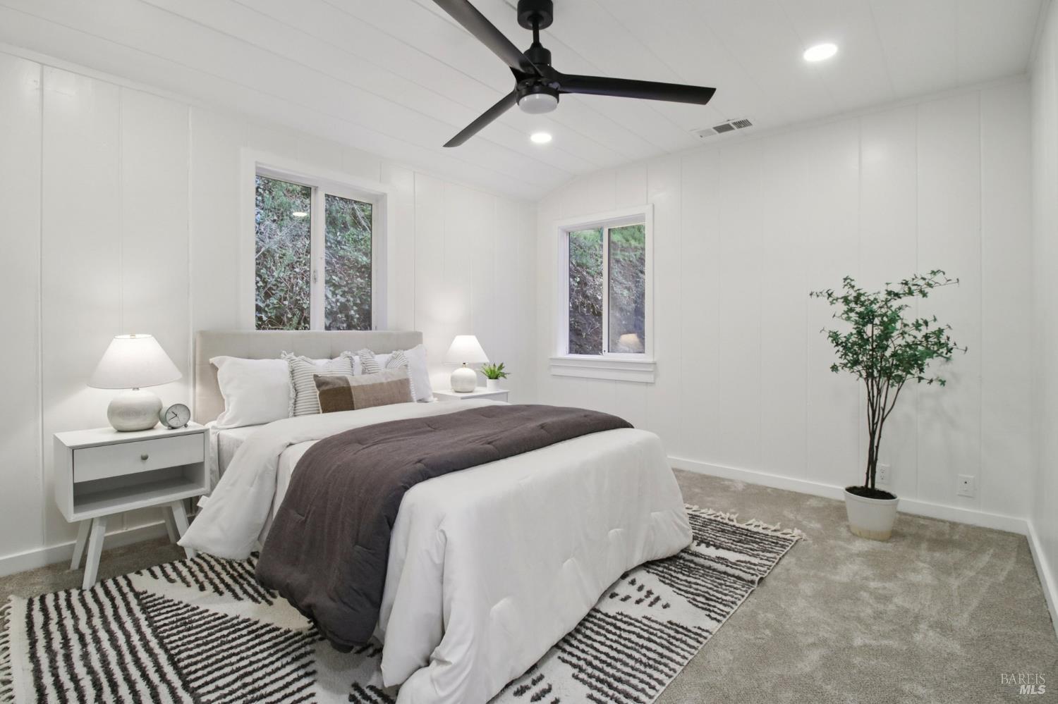 85 La Encinal Orinda CA 94563
