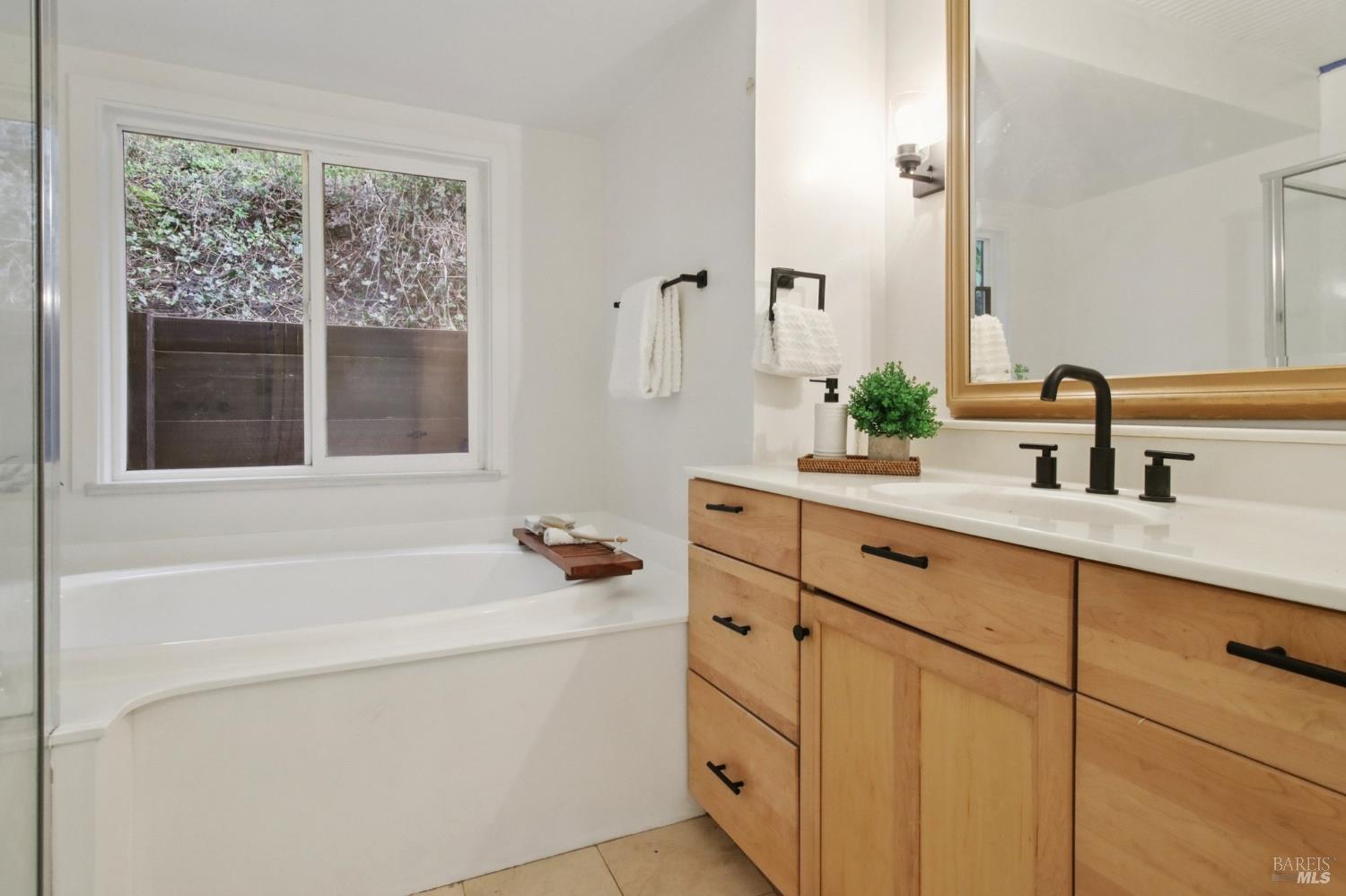 85 La Encinal Orinda CA 94563