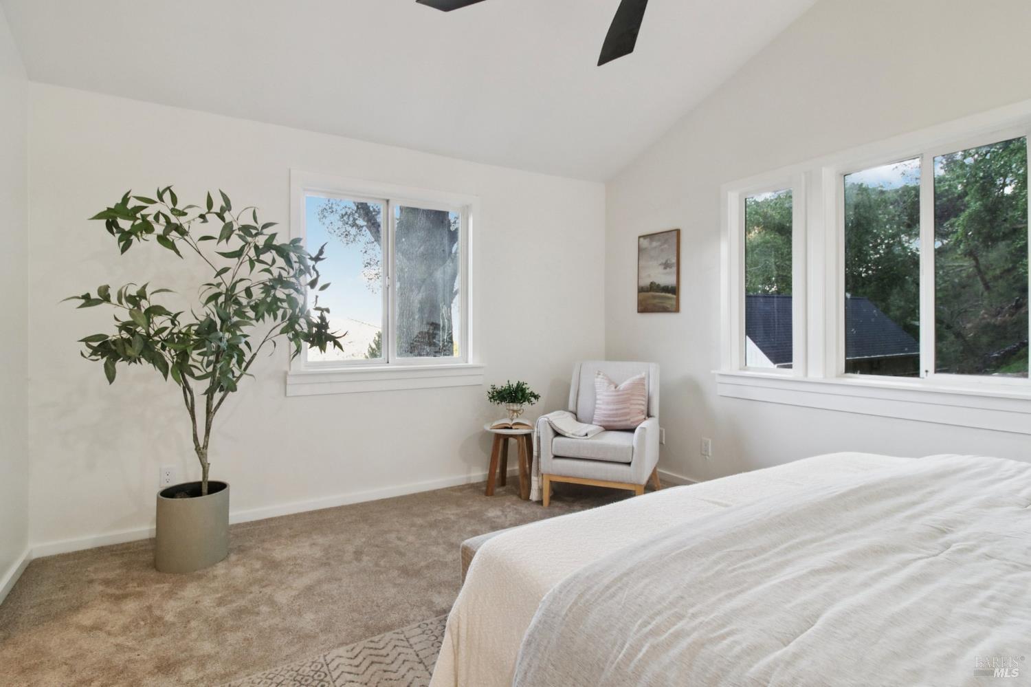 85 La Encinal Orinda CA 94563