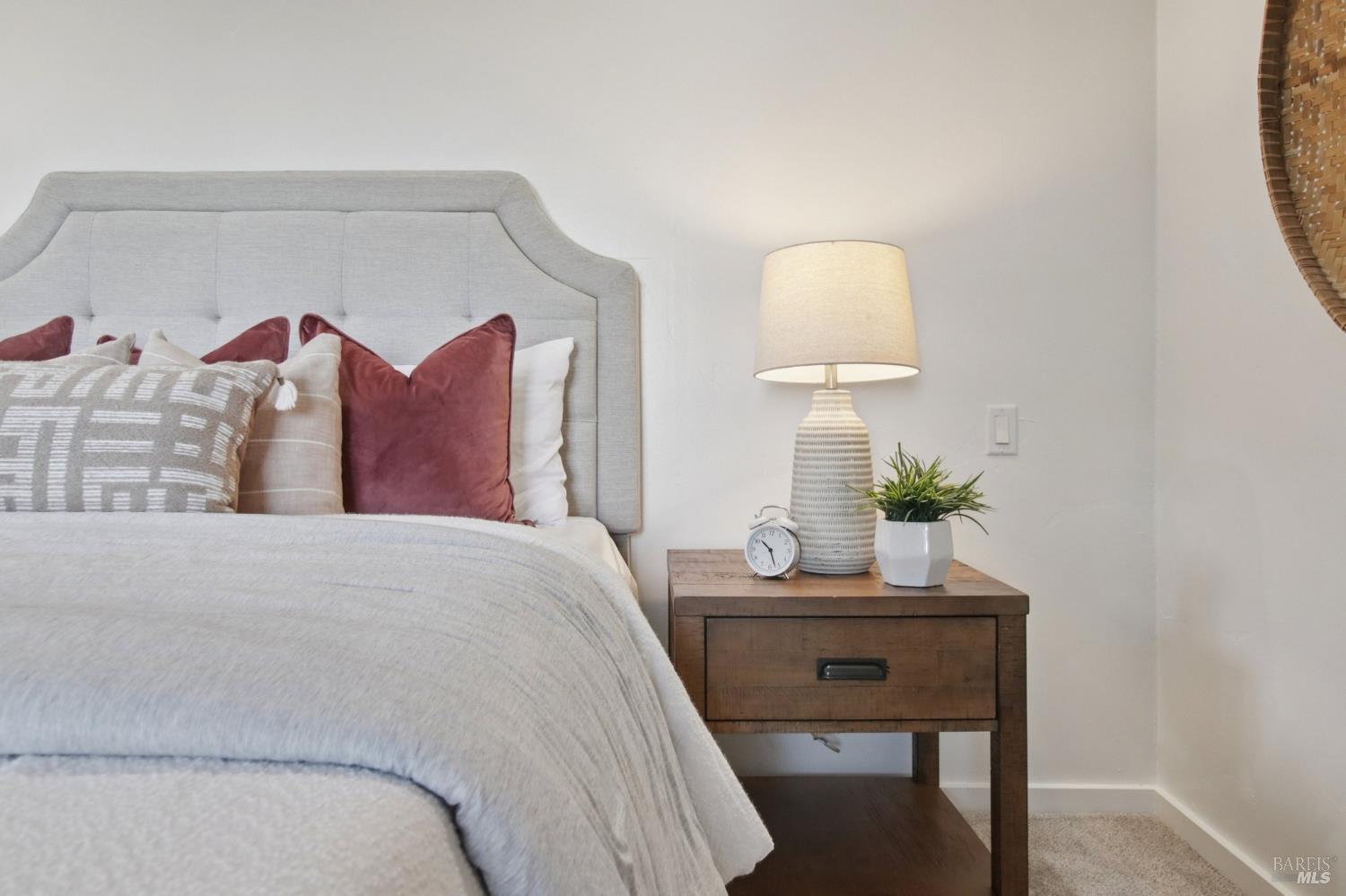 85 La Encinal Orinda CA 94563