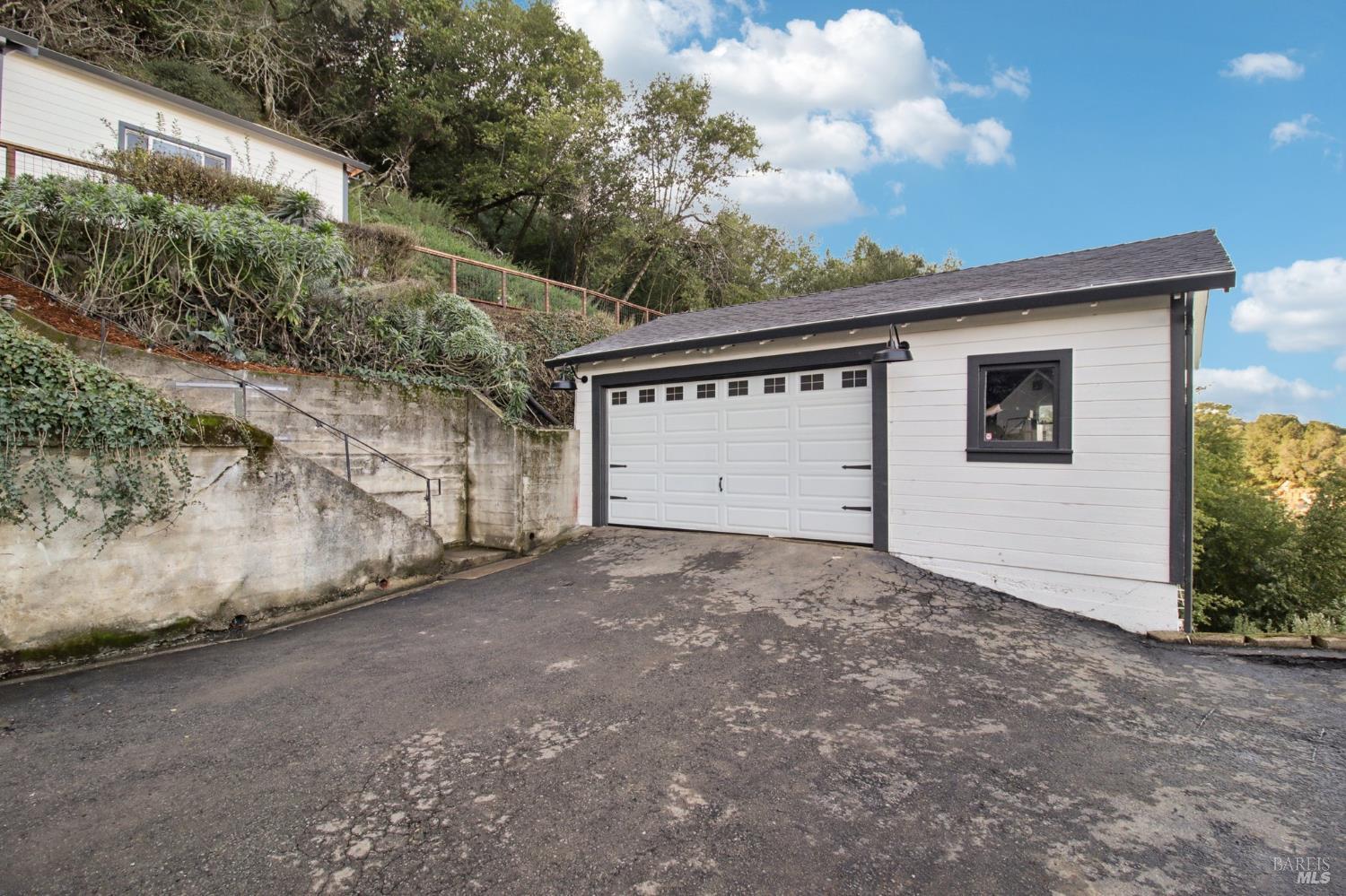 85 La Encinal Orinda CA 94563
