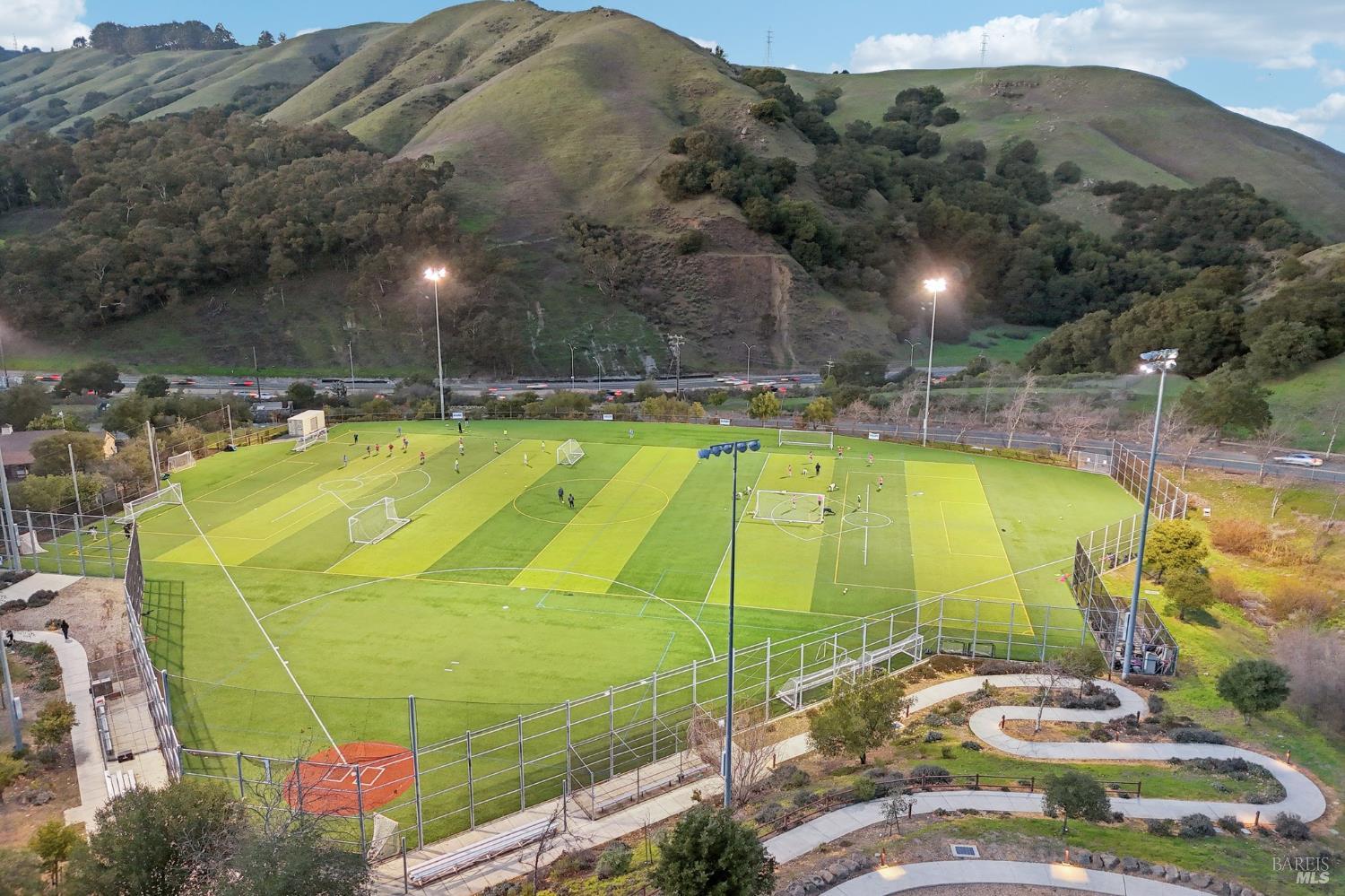 85 La Encinal Orinda CA 94563