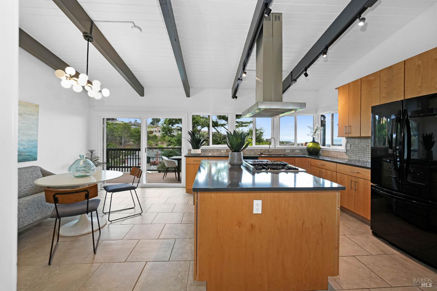 1693 View Drive San Leandro CA 94577
