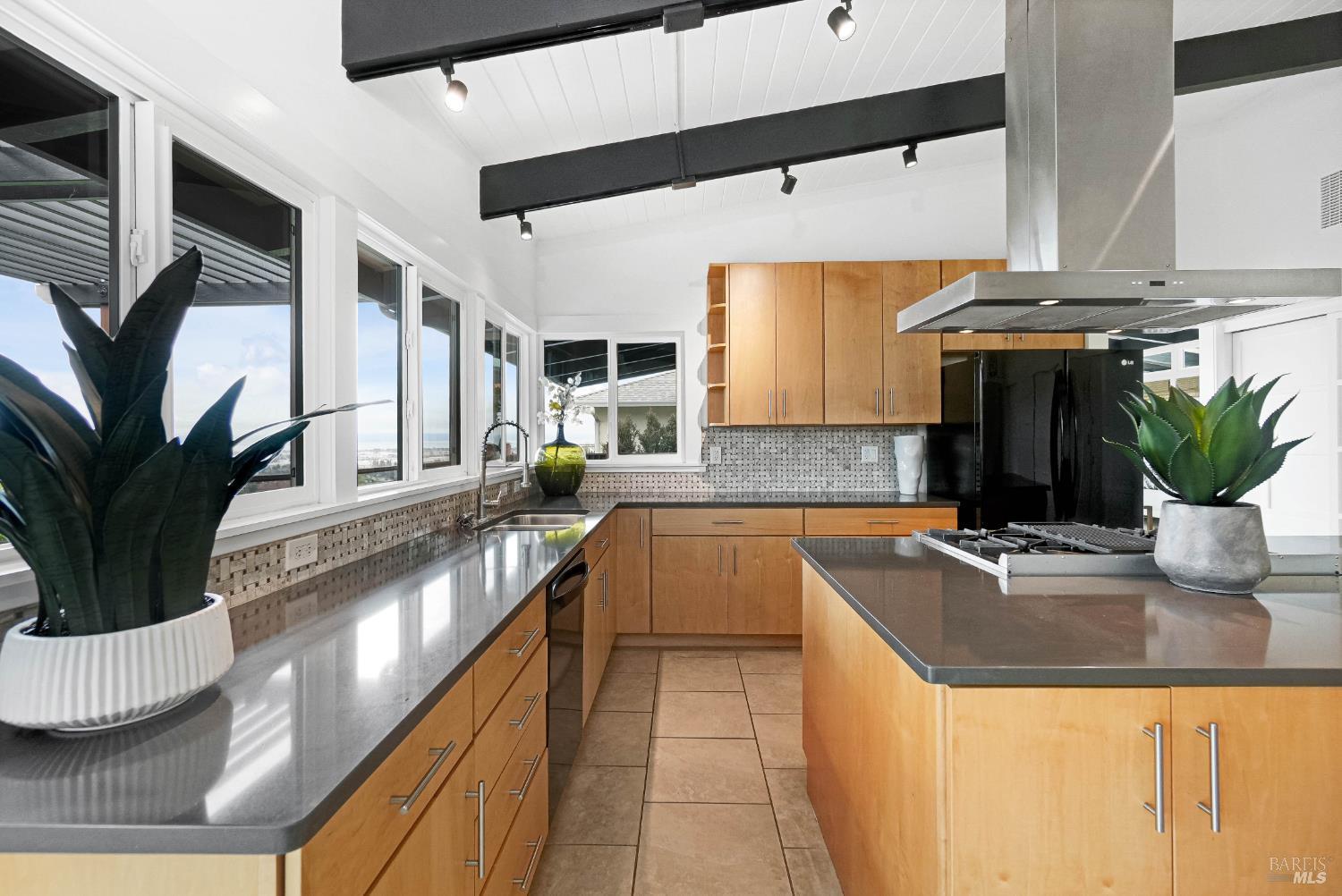 1693 View Drive San Leandro CA 94577