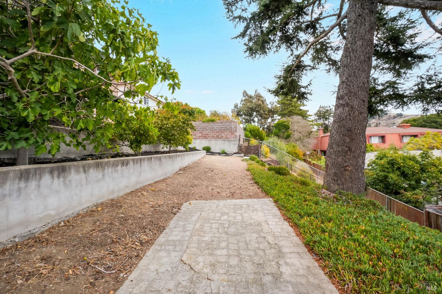 1693 View Drive San Leandro CA 94577