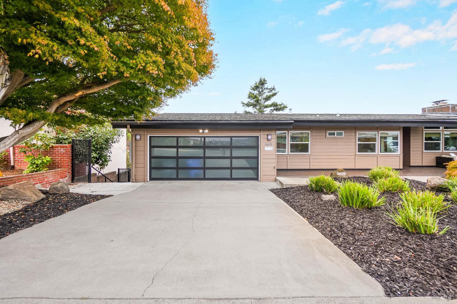 1693 View Drive San Leandro CA 94577