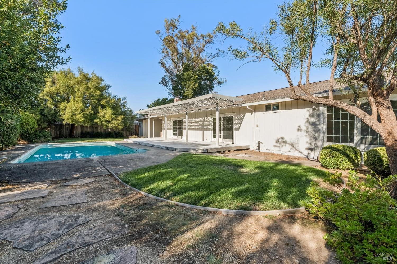 19214-19220 Willow Lane Sonoma CA 95476