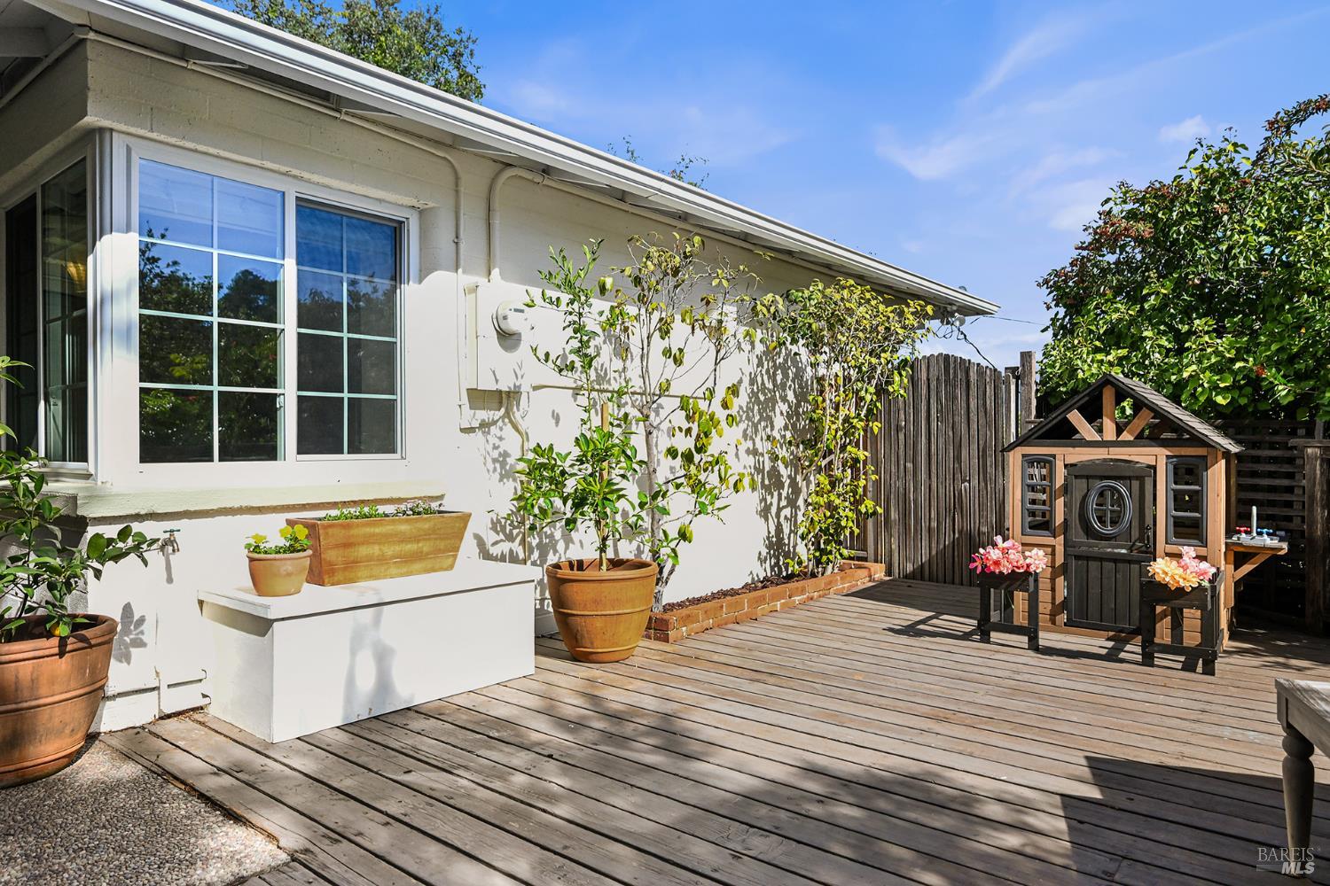 293 Bungalow Avenue San Rafael CA 94901