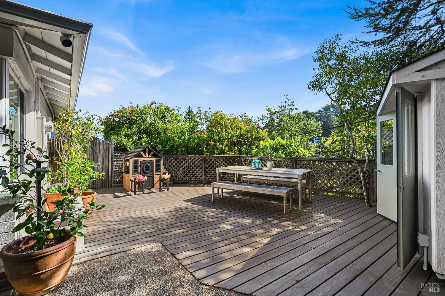 293 Bungalow Avenue San Rafael CA 94901