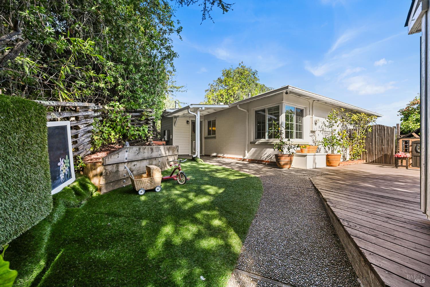 293 Bungalow Avenue San Rafael CA 94901