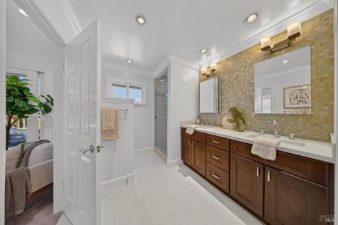 32 Longwood Drive San Rafael CA 94901