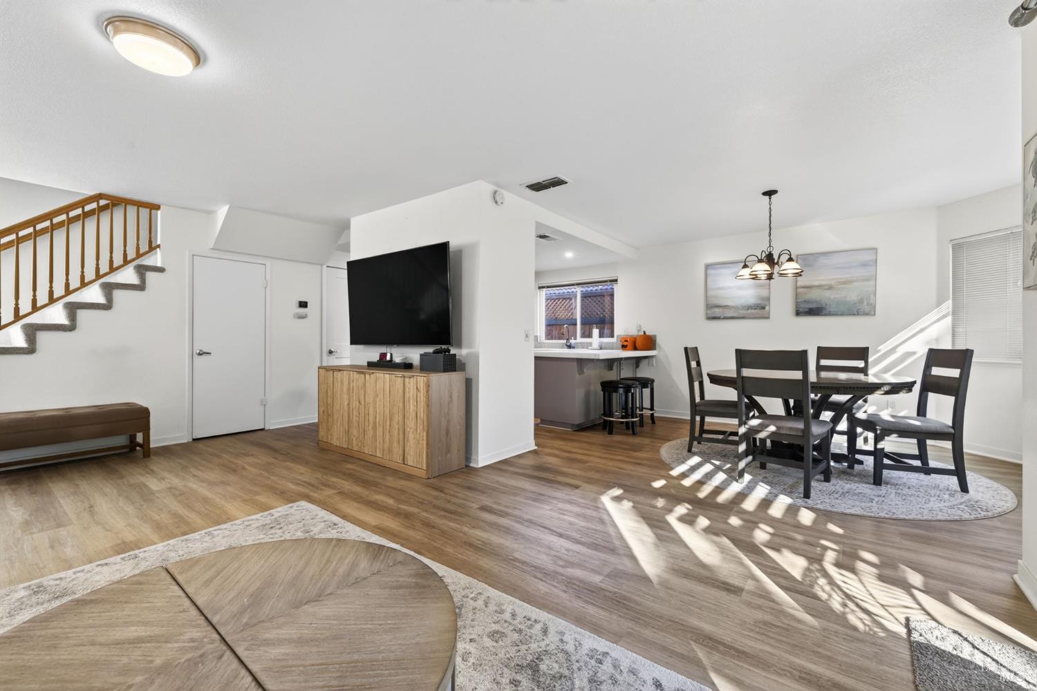 1188 Comalli Street Santa Rosa CA 95407