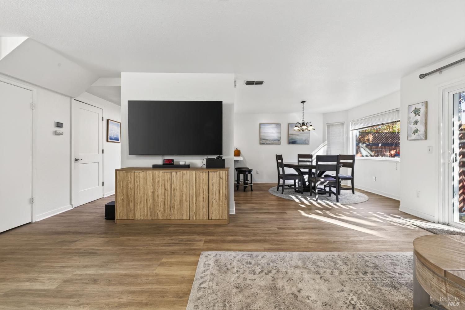 1188 Comalli Street Santa Rosa CA 95407