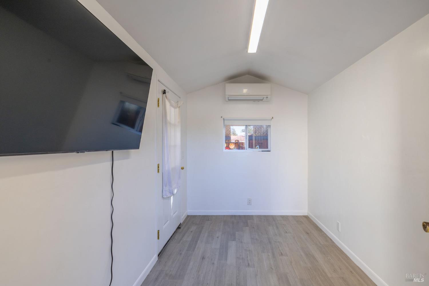 1188 Comalli Street Santa Rosa CA 95407
