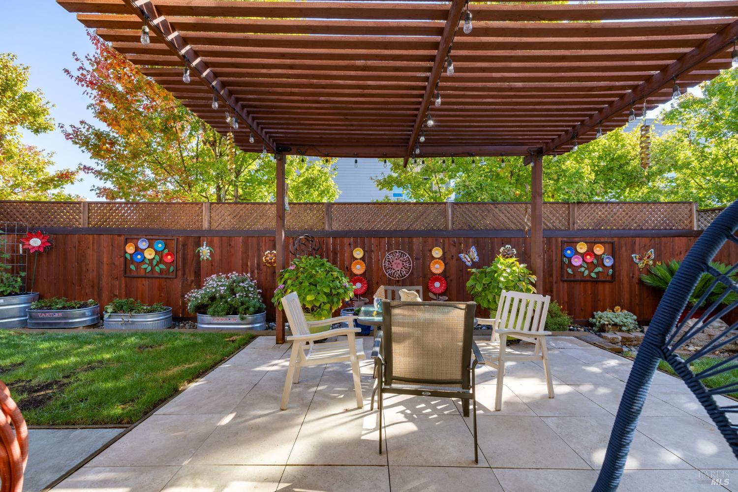 1188 Comalli Street Santa Rosa CA 95407