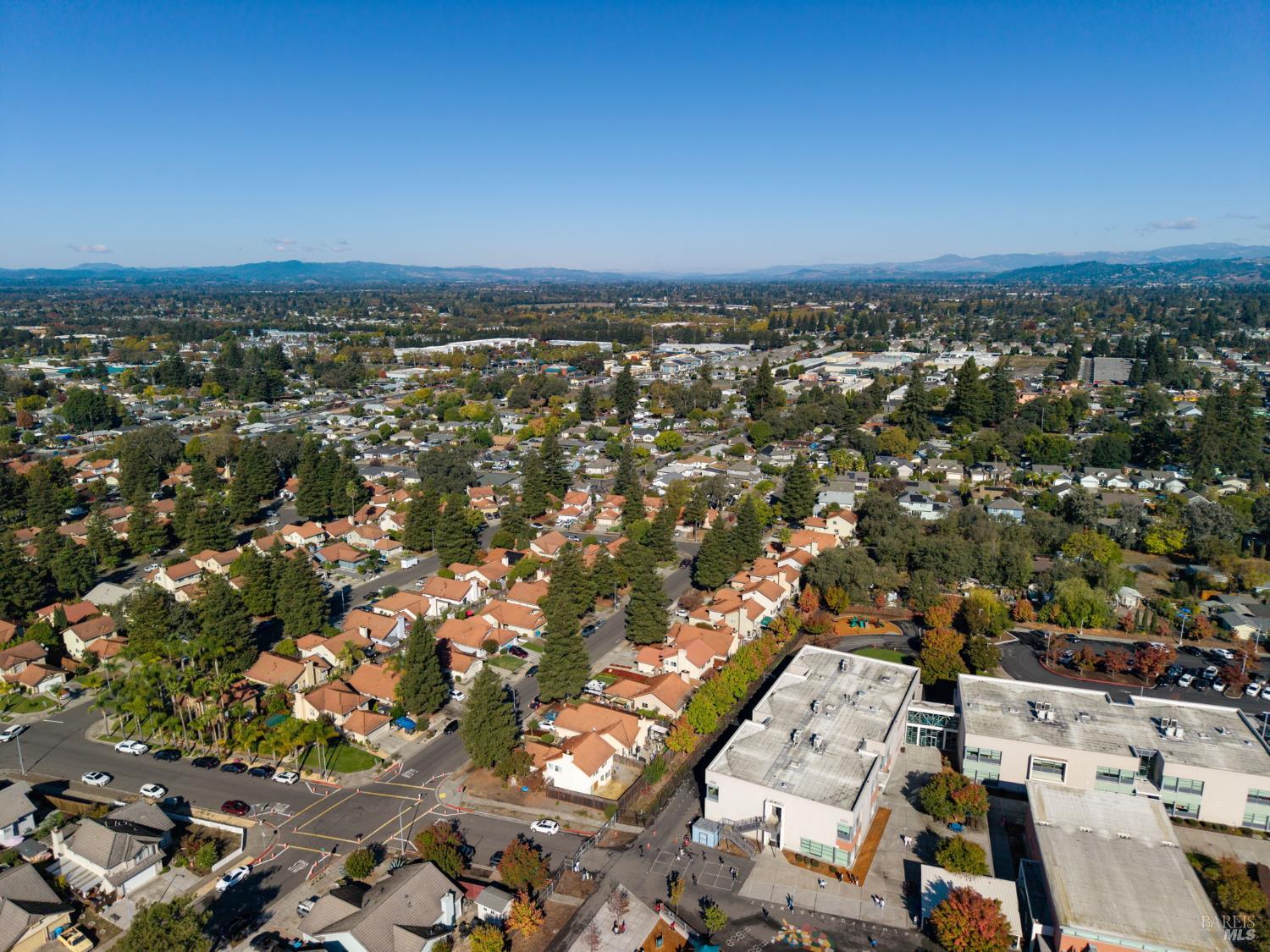 1188 Comalli Street Santa Rosa CA 95407