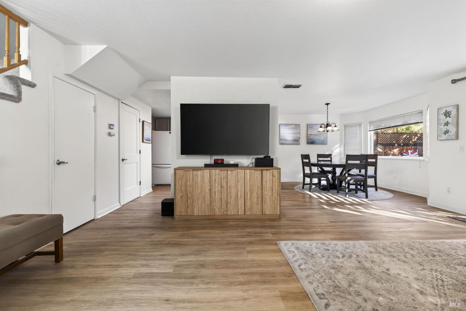1188 Comalli Street Santa Rosa CA 95407