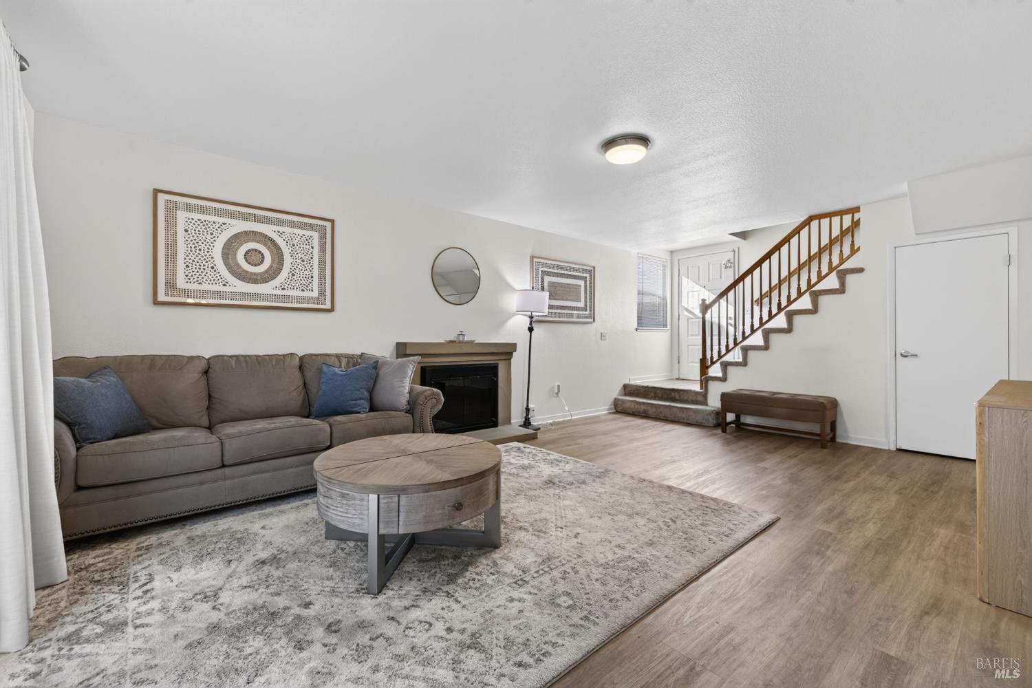 1188 Comalli Street Santa Rosa CA 95407