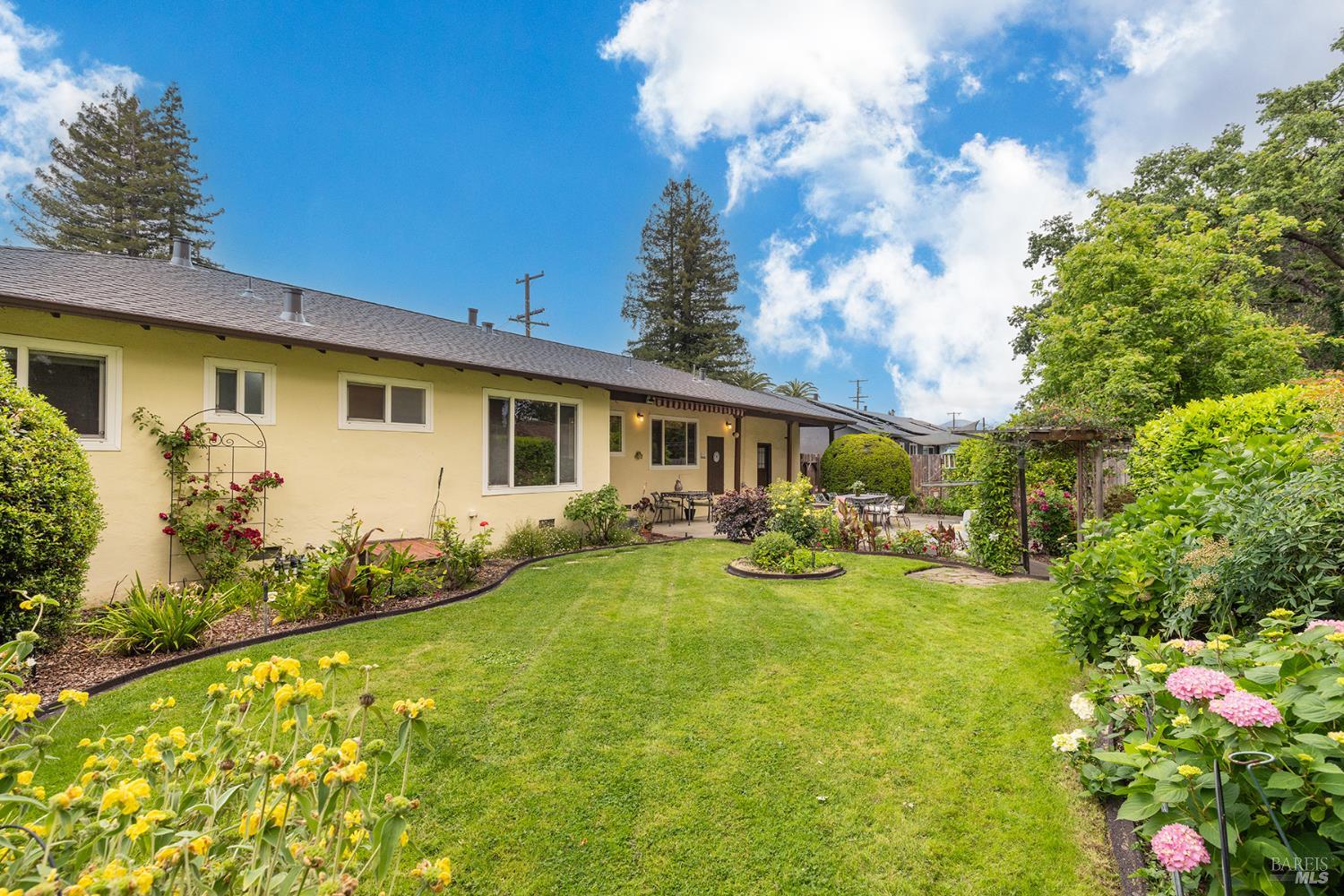 1969 Waverly Street Napa CA 94558