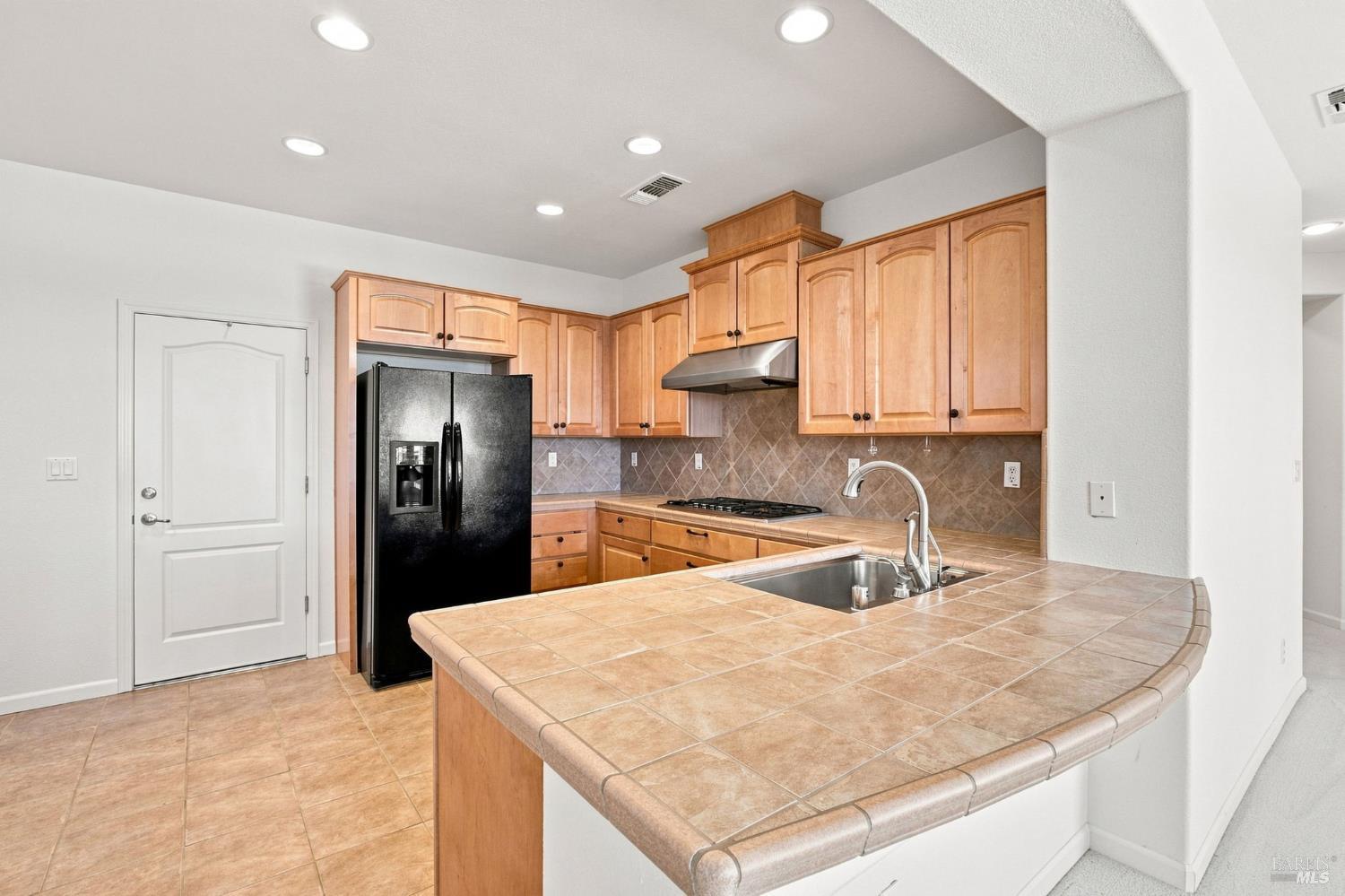 670 Sweet Bay Circle Vacaville CA 95687
