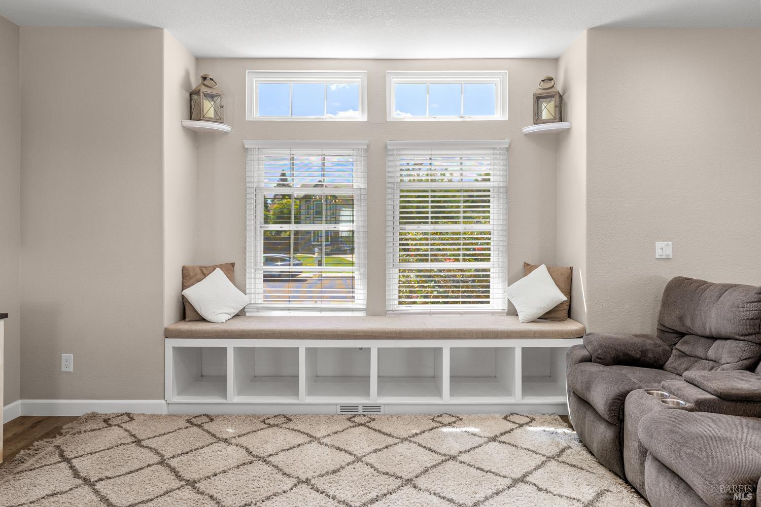 307 Flagstone Court Vacaville CA 95687
