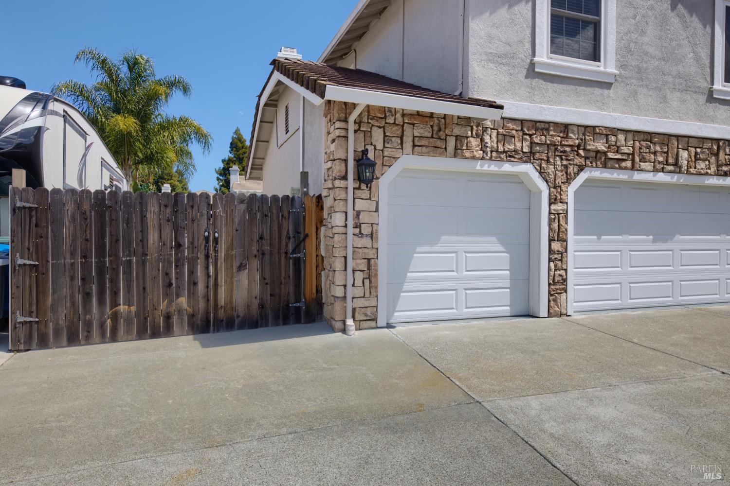 307 Flagstone Court Vacaville CA 95687