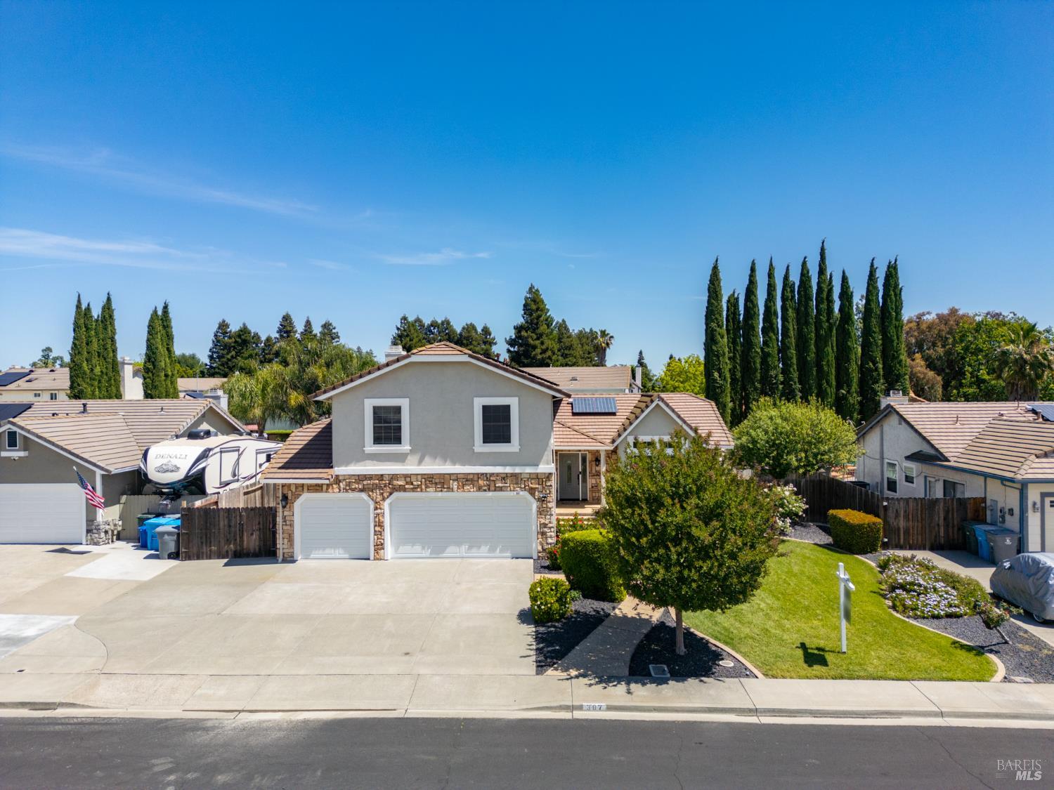 307 Flagstone Court Vacaville CA 95687