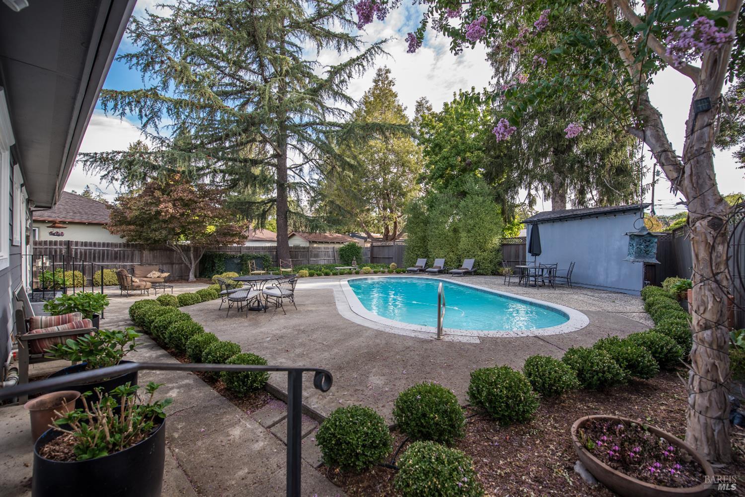 212 Shortt Road Santa Rosa CA 95405