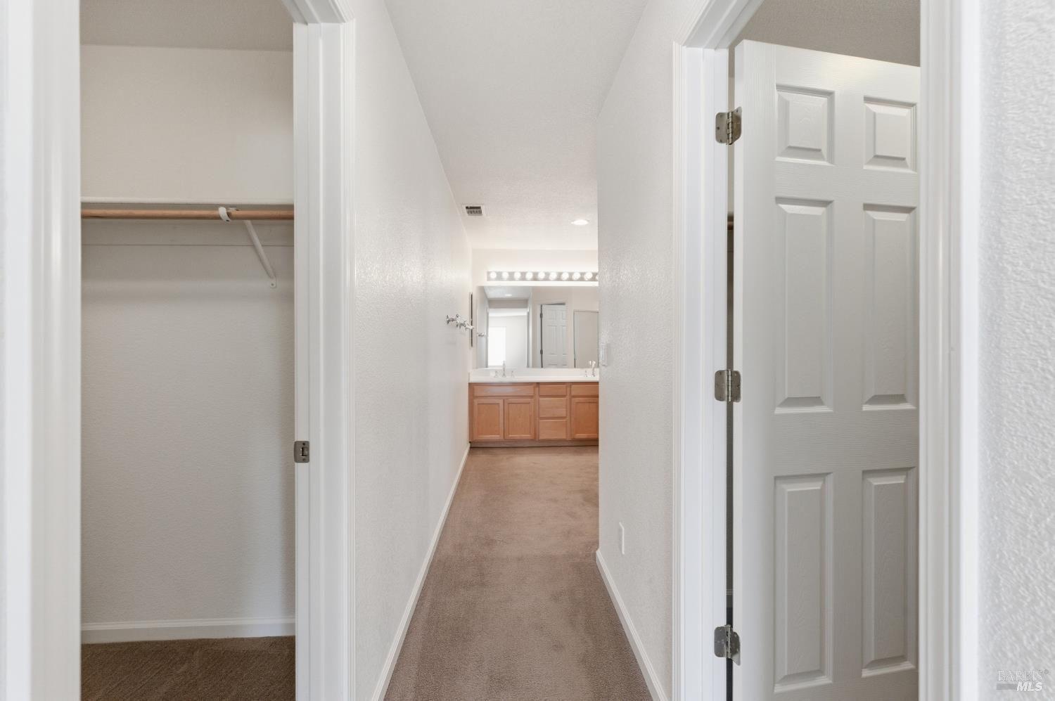 4595 Avondale Circle Fairfield CA 94533