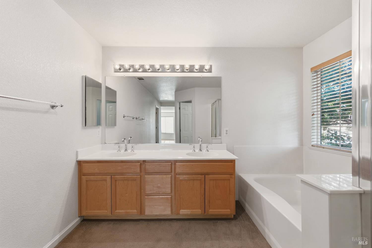 4595 Avondale Circle Fairfield CA 94533