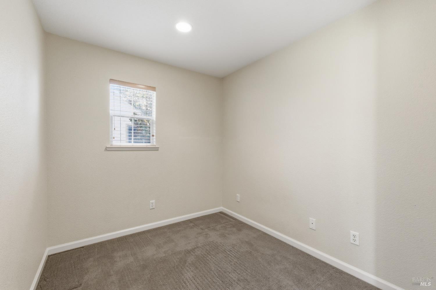 4595 Avondale Circle Fairfield CA 94533