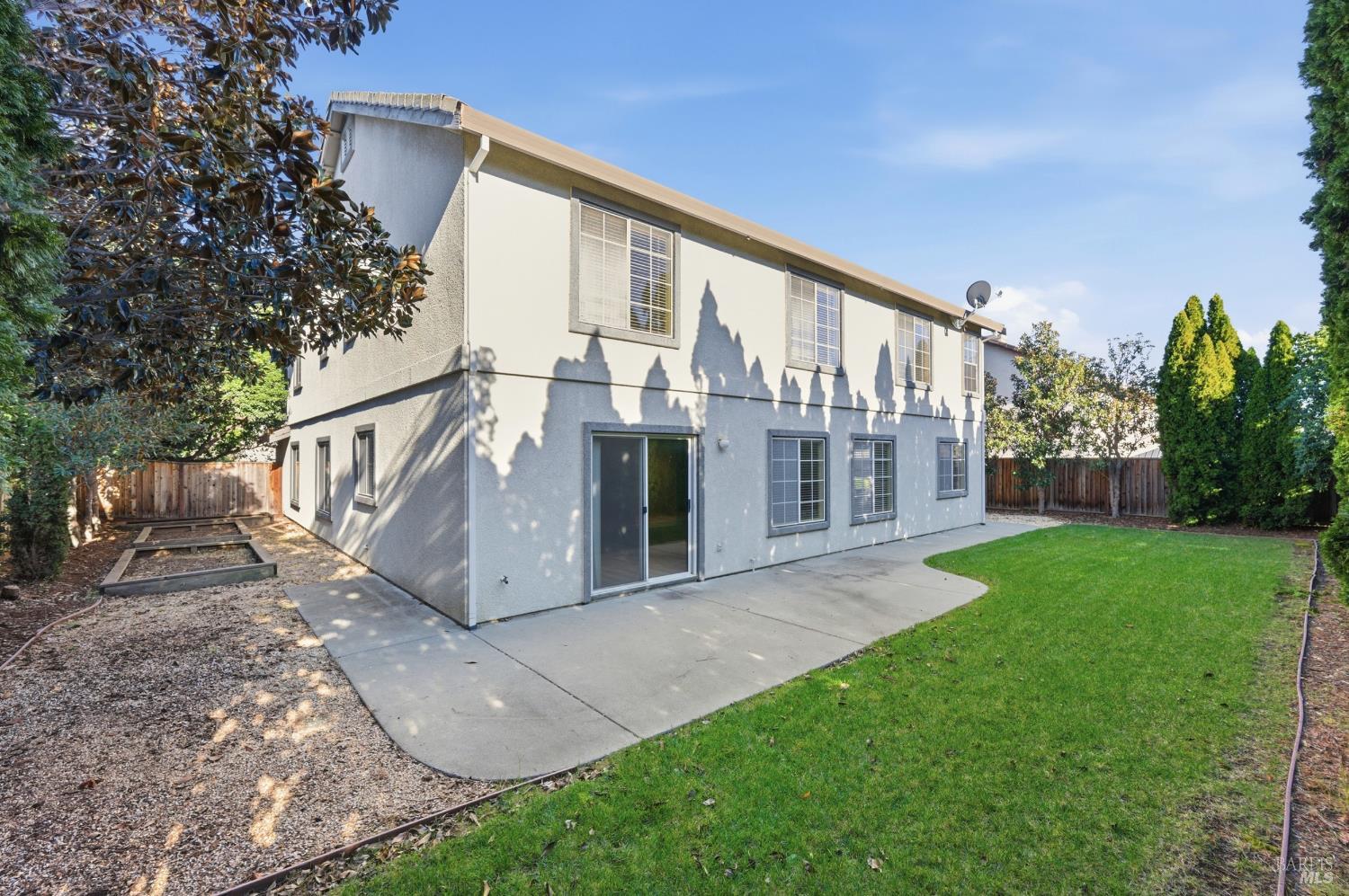 4595 Avondale Circle Fairfield CA 94533