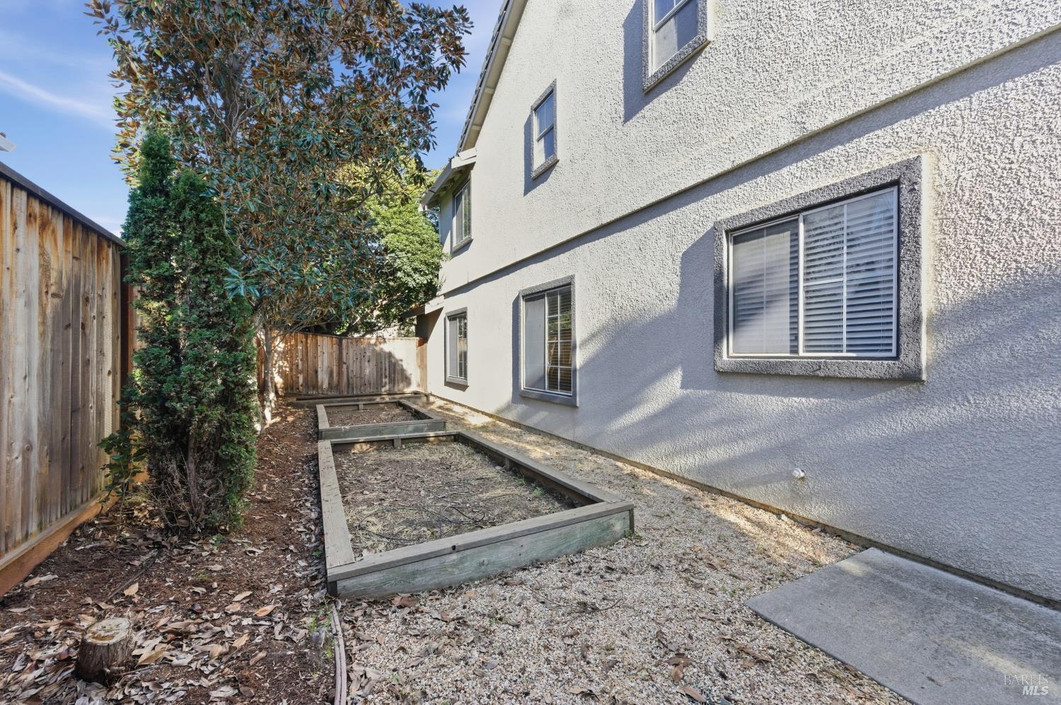 4595 Avondale Circle Fairfield CA 94533
