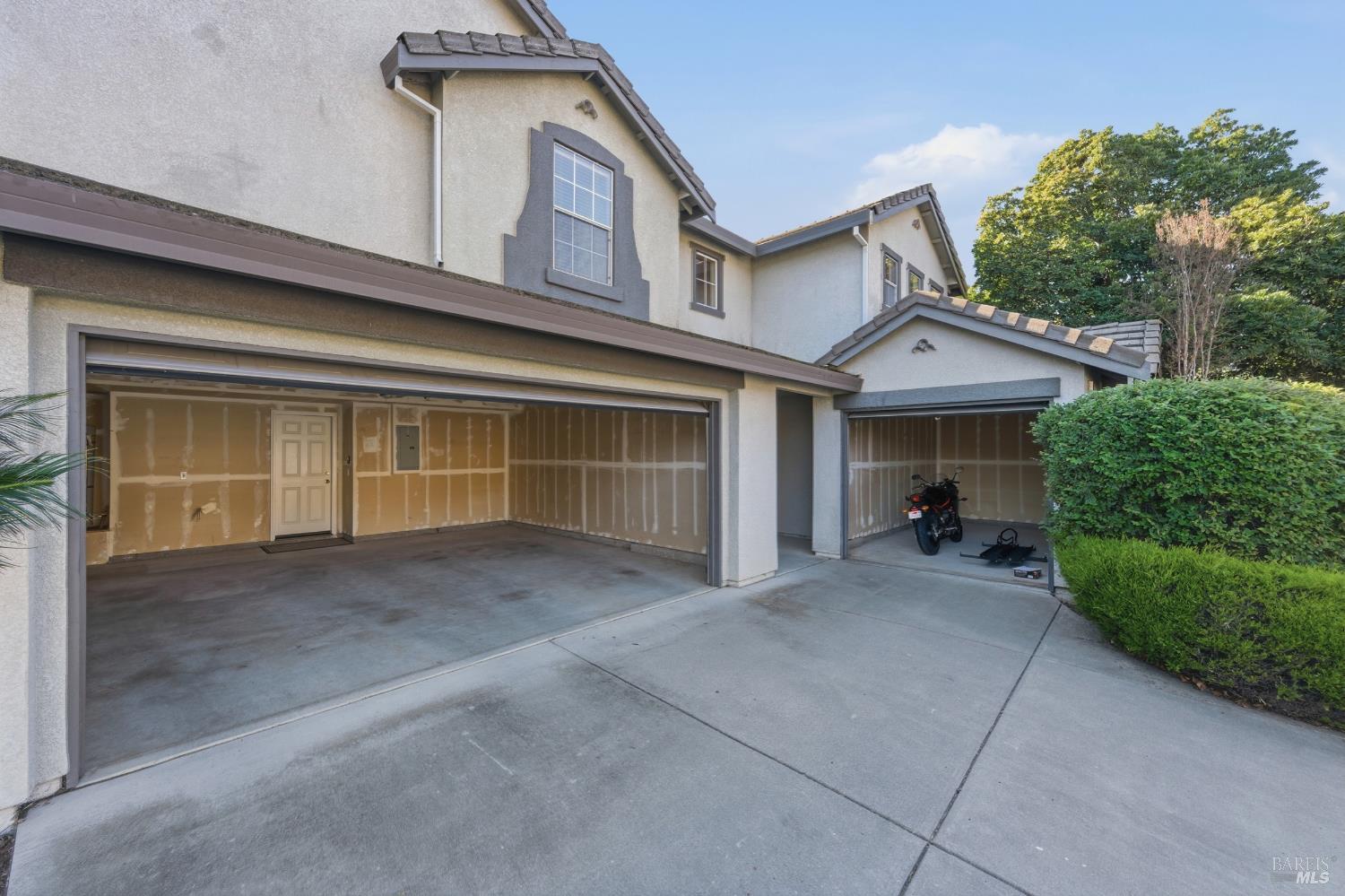 4595 Avondale Circle Fairfield CA 94533