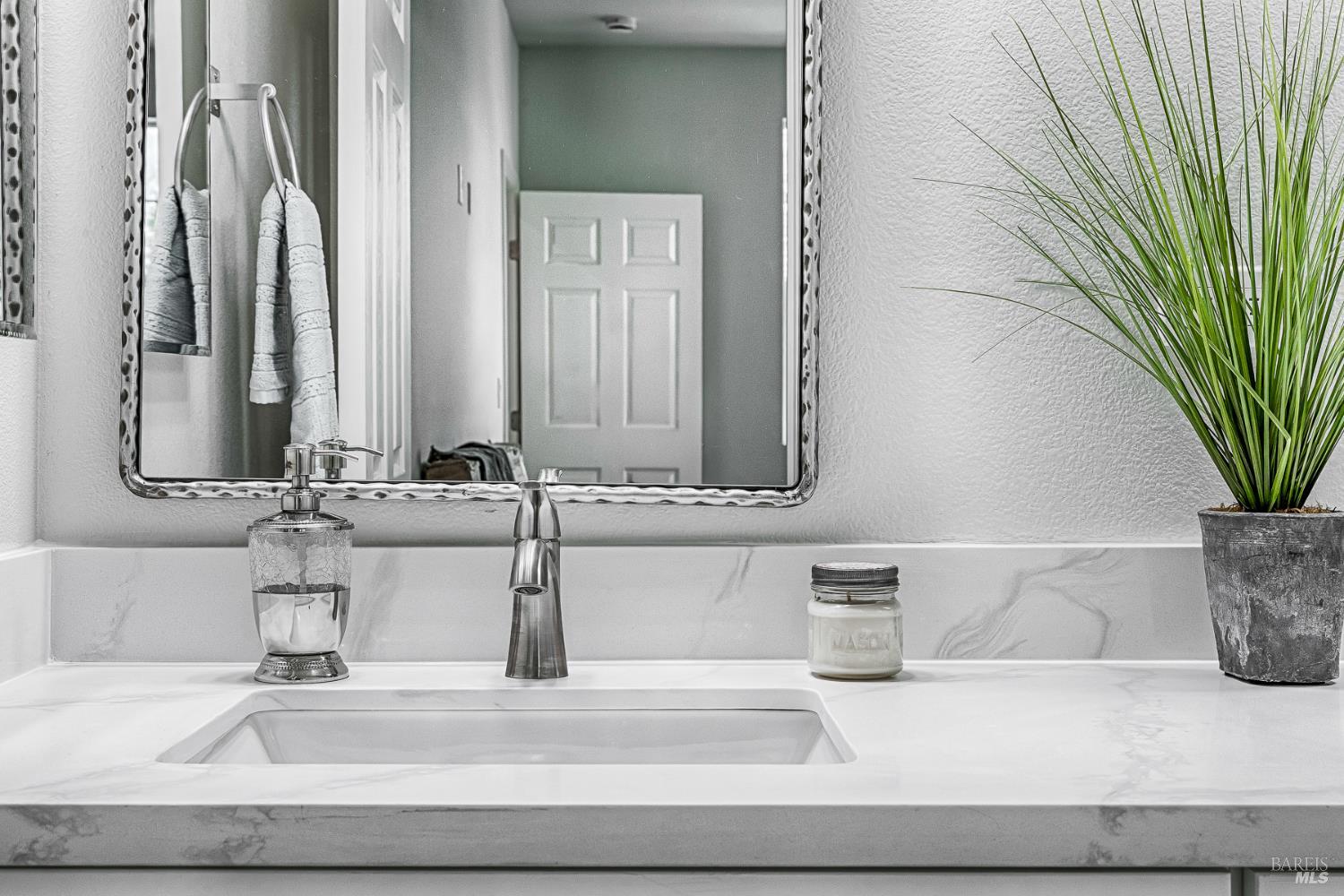 1962 Las Ventanas Drive Santa Rosa CA 95407