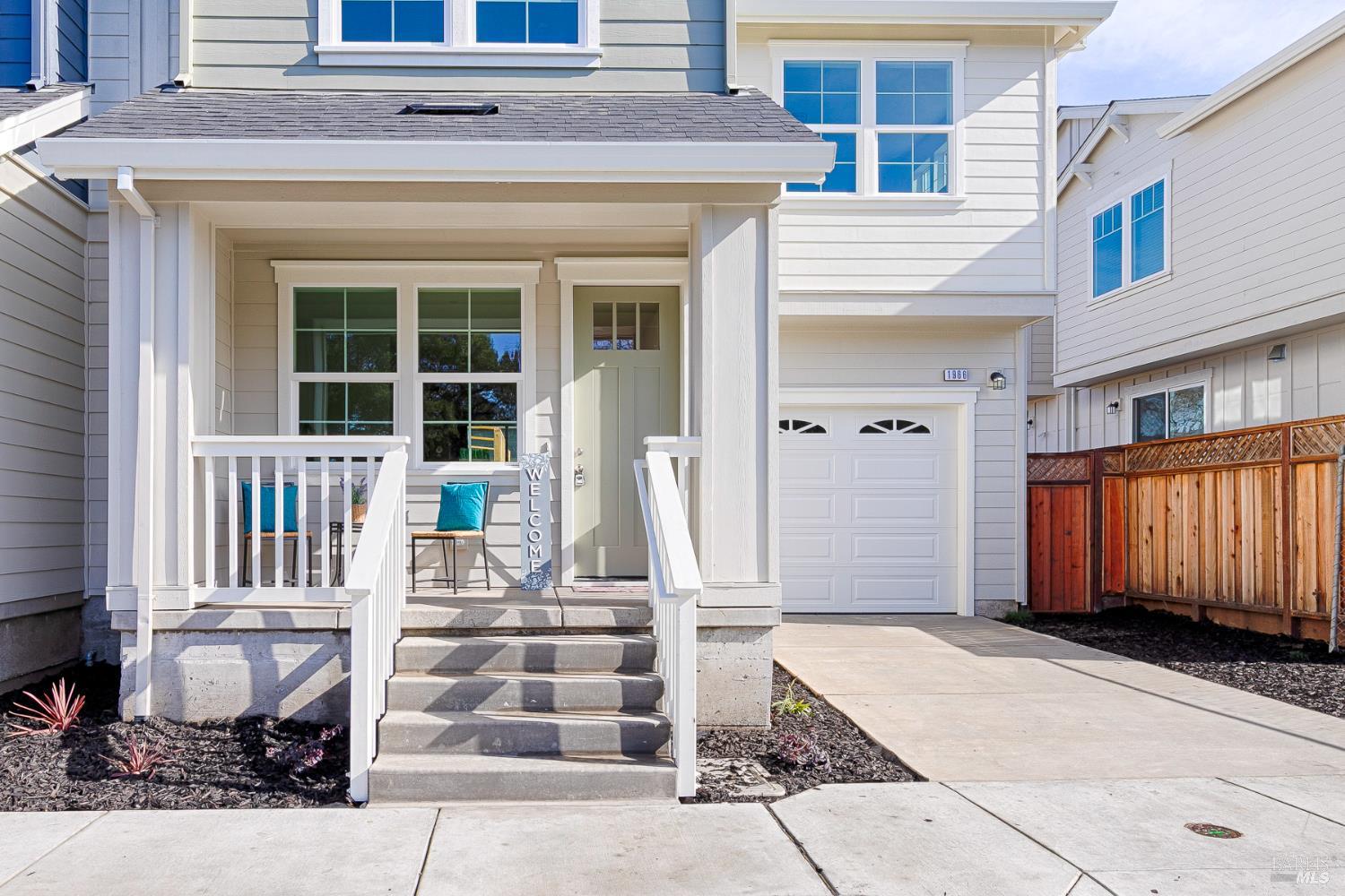 1962 Las Ventanas Drive Santa Rosa CA 95407