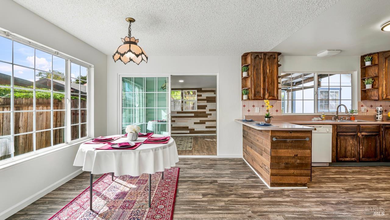 8479 Lakewood Avenue Cotati CA 94931