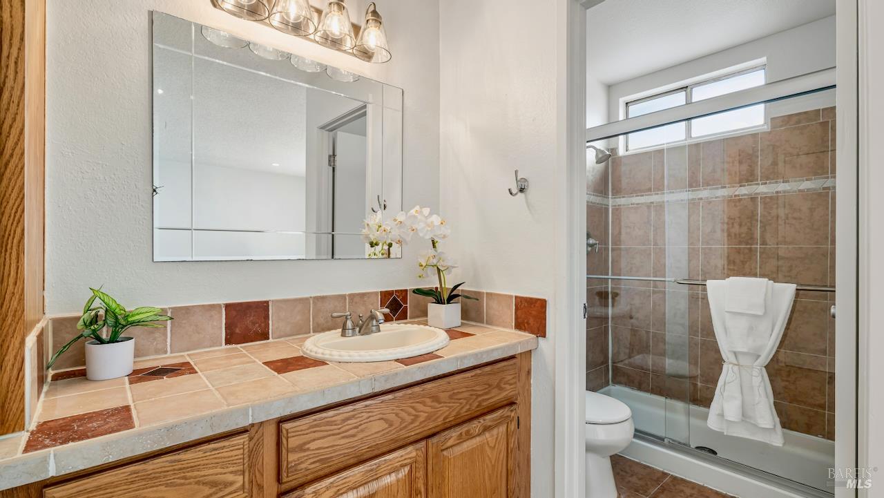 8479 Lakewood Avenue Cotati CA 94931