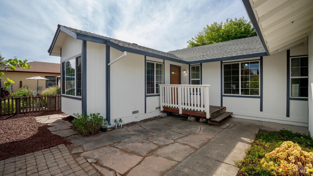 8479 Lakewood Avenue Cotati CA 94931