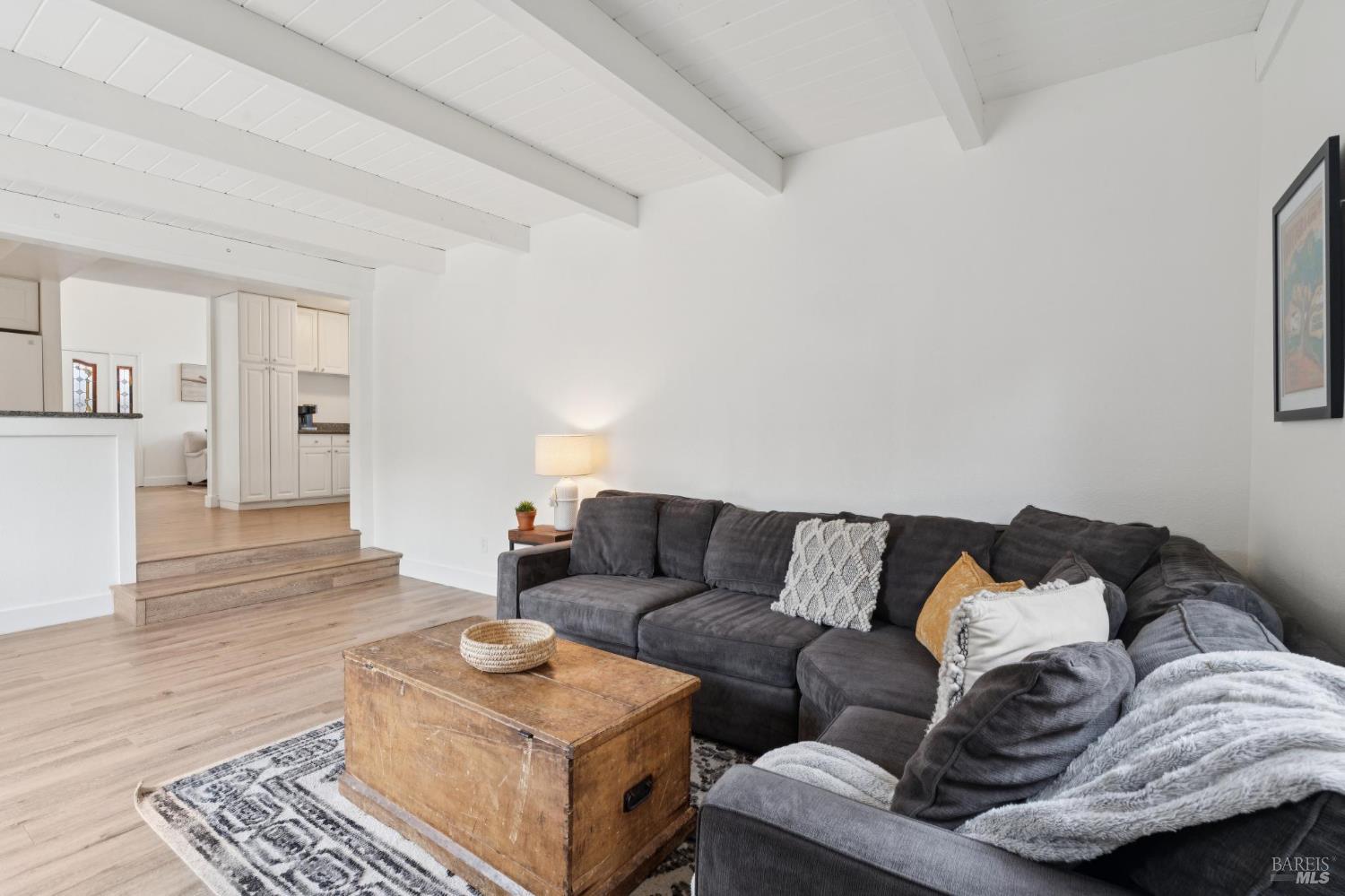 1276 Beechwood Drive Petaluma CA 94954