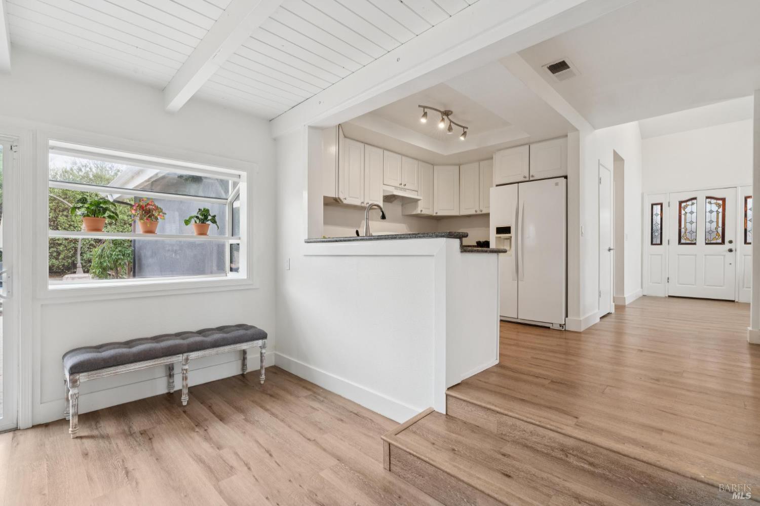 1276 Beechwood Drive Petaluma CA 94954