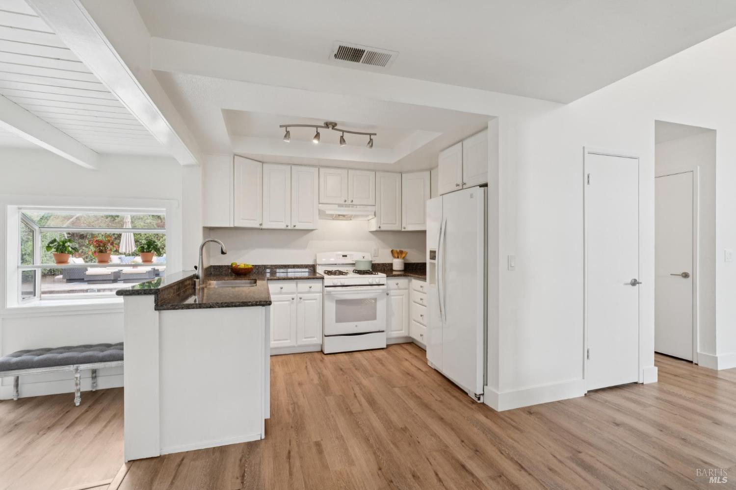 1276 Beechwood Drive Petaluma CA 94954